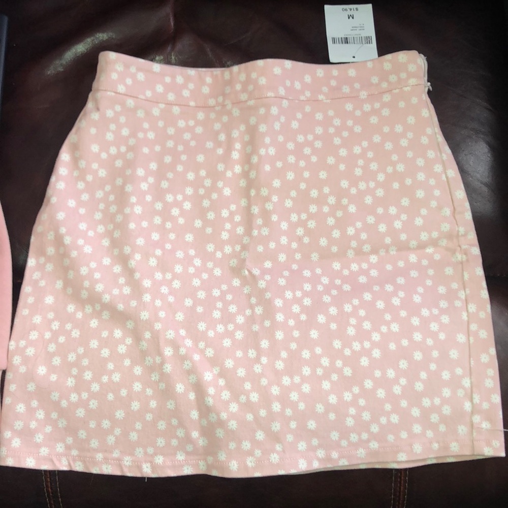 floral skirt